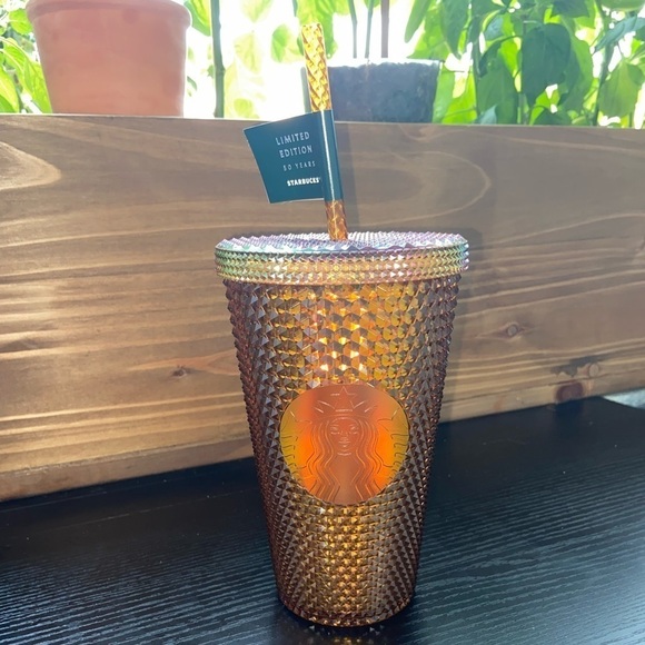 Starbucks studded honeycomb Grande - Picture 1 of 3